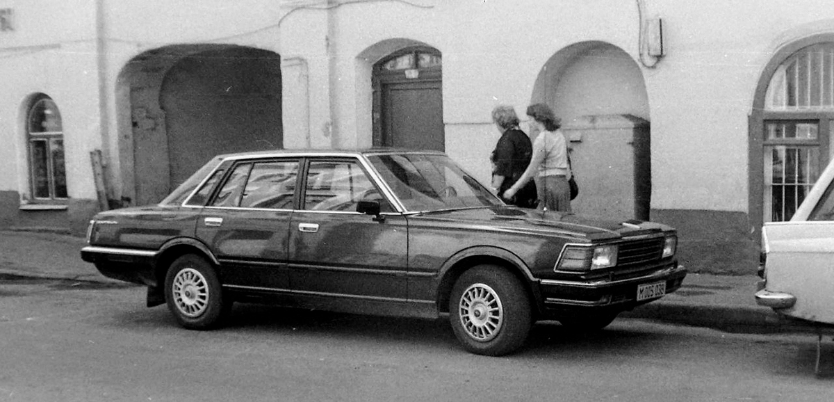 Санкт-Петербург, № M 005 038 — Nissan Cedric (430) '79-83; Санкт-Петербург — Старые фотографии