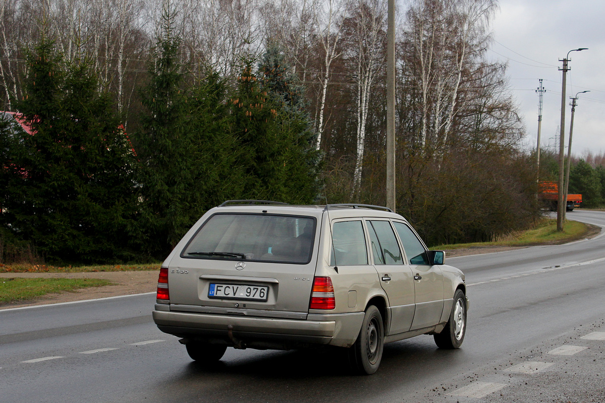 Литва, № FCV 976 — Mercedes-Benz (S124) '86-96