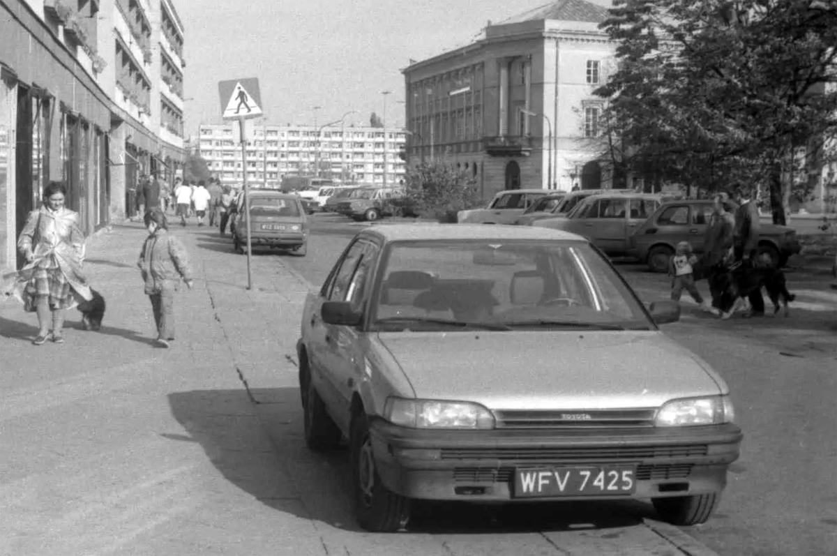 Польша, № WFV 7425 — Toyota Corolla (E70) '79-87