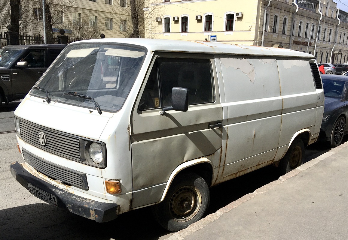 Ростовская область, № Е 098 ЕС 161 — Volkswagen Typ 2 (Т3) '79-92
