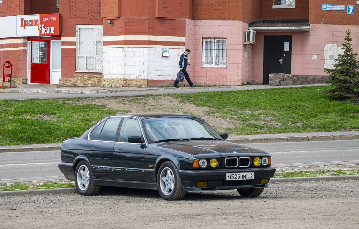 Башкортостан, № М 525 НМ 116 — BMW 5 Series (E34) '87-96; Татарстан — Вне региона