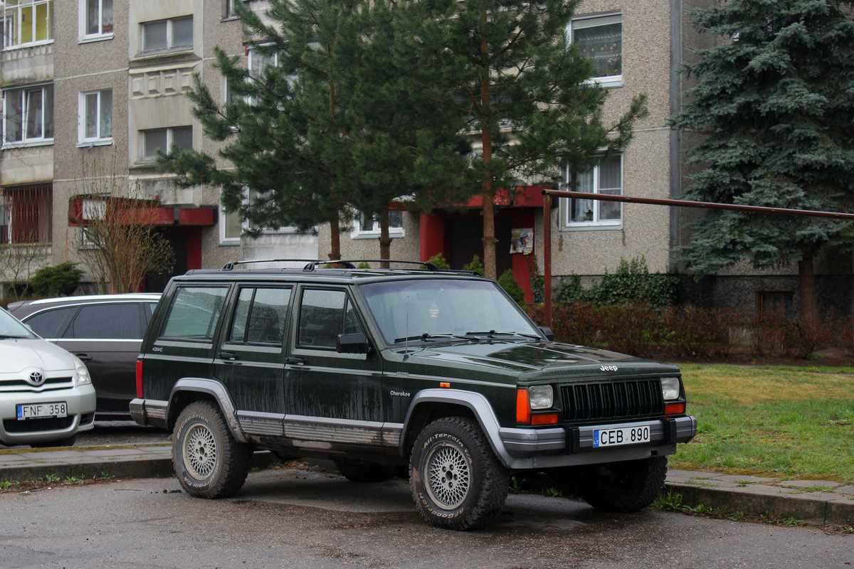 Литва, № CEB 890 — Jeep Cherokee (XJ) '84-01