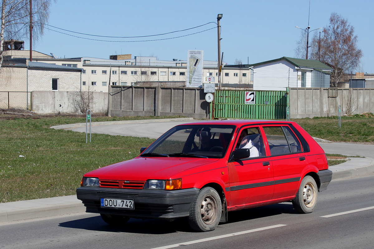 Литва, № DOU 742 — Nissan Pulsar/Sunny (N13) '86-90