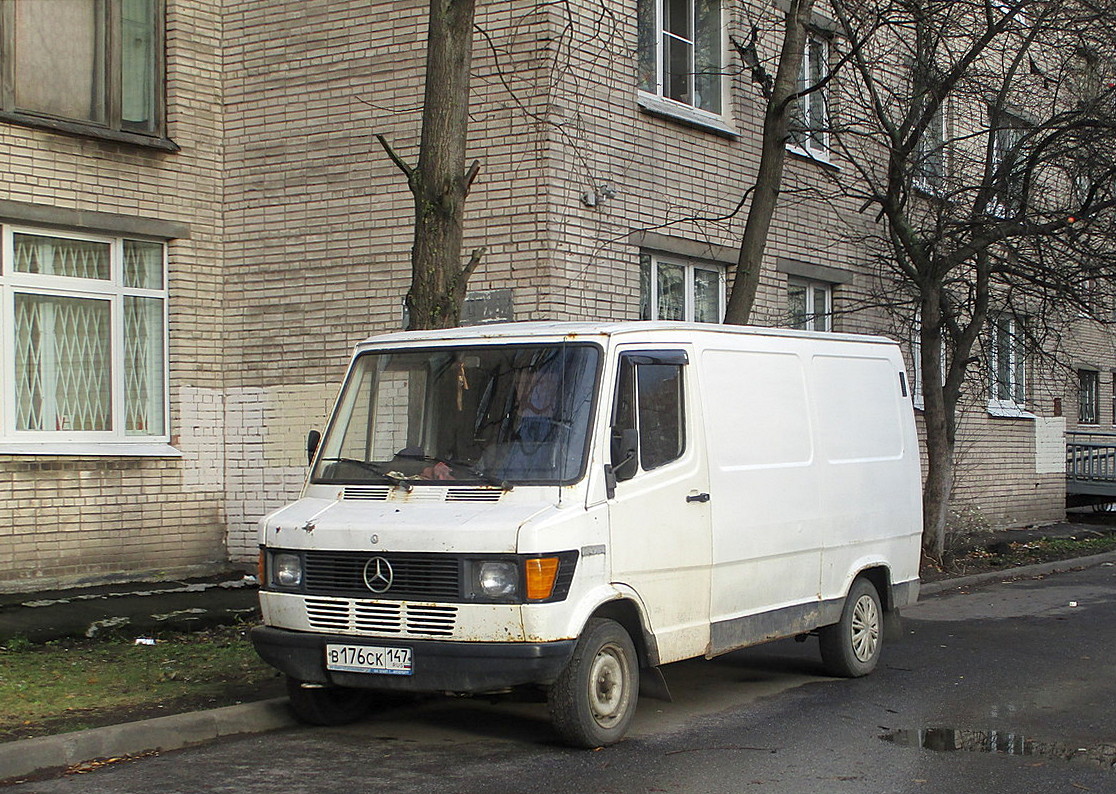 Ленинградская область, № В 176 СК 147 — Mercedes-Benz T1 '76-96
