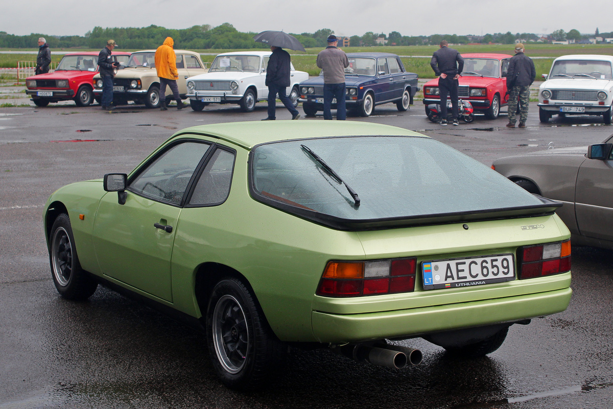 Литва, № AEC 659 — Porsche 924 '76-88; Литва — Retro mugė 2022