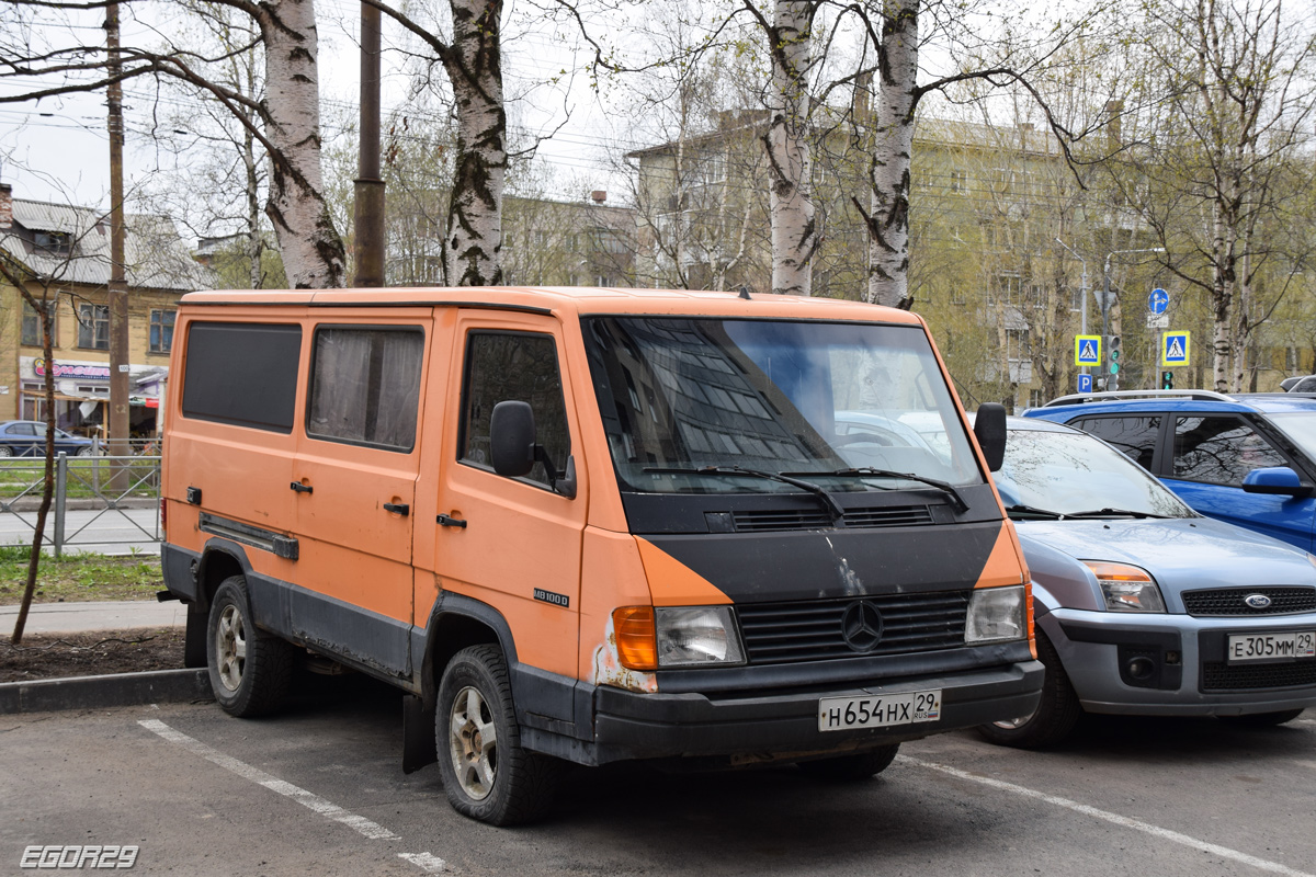 Архангельская область, № Н 654 НХ 29 — Mercedes-Benz MB100 '81-96