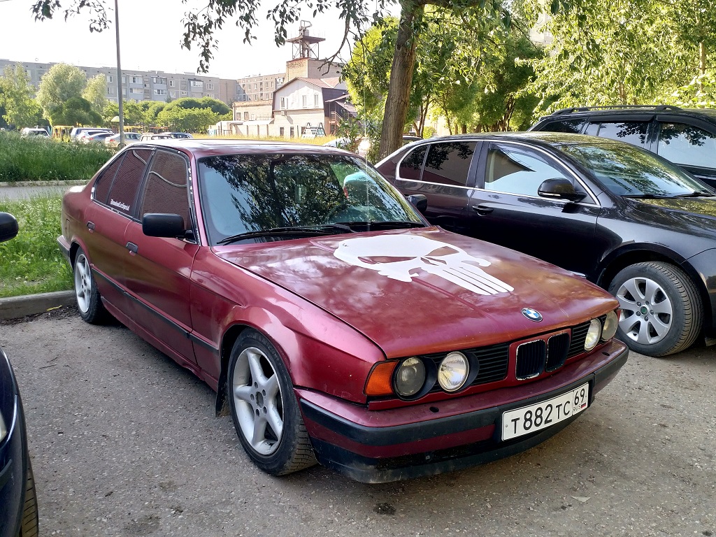 Тверская область, № Т 882 ТС 69 — BMW 5 Series (E34) '87-96
