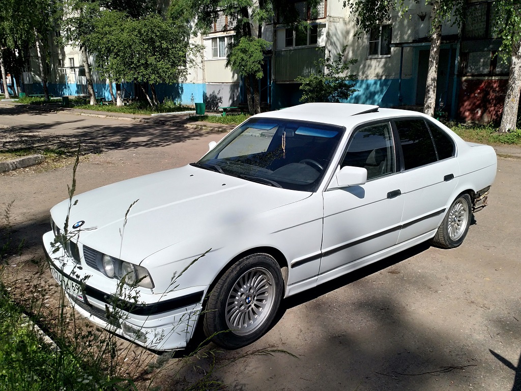 Тверская область, № У 374 ТА 69 — BMW 5 Series (E34) '87-96
