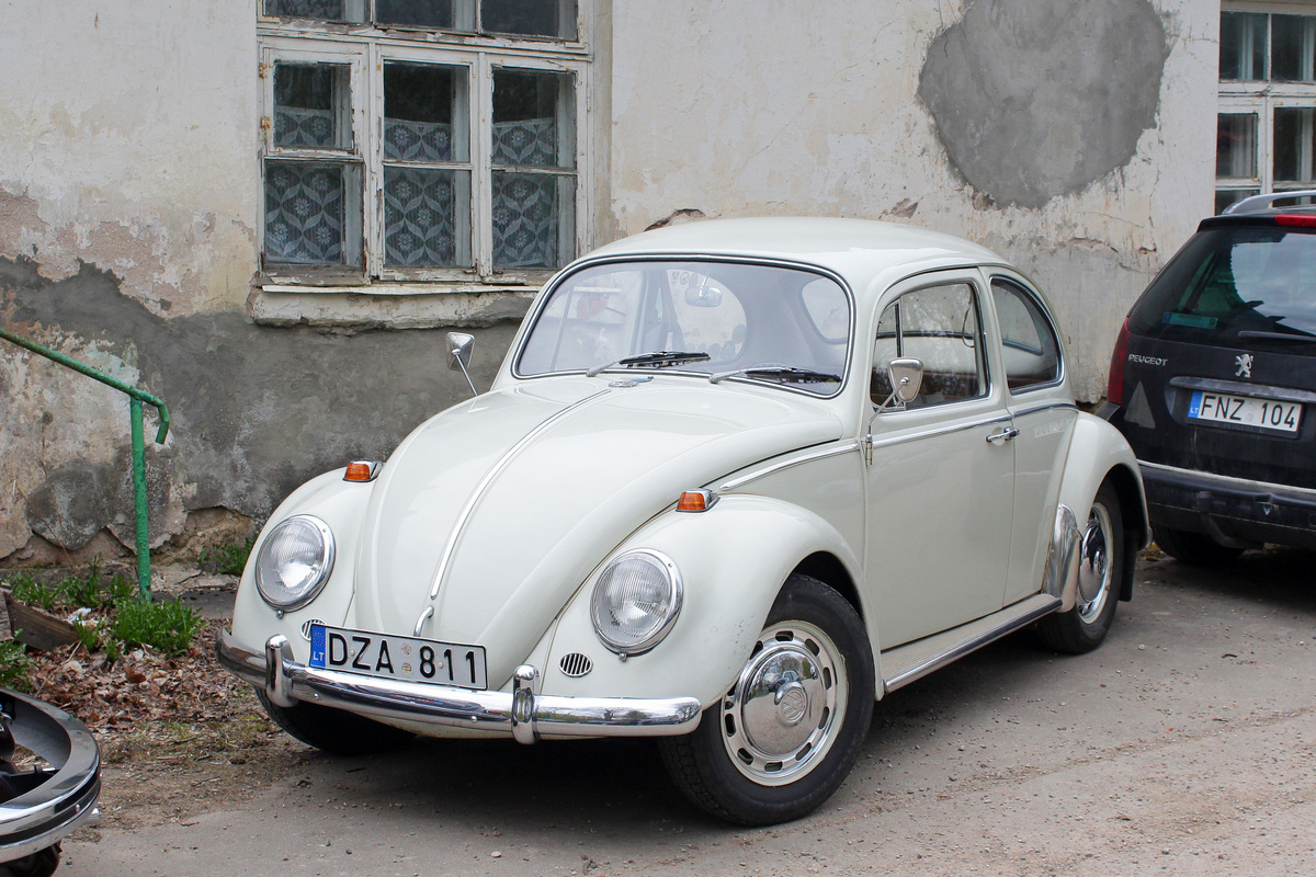 Литва, № DZA  811 — Volkswagen Käfer 1300/1500 '65-74; Литва — Mes važiuojame 2022