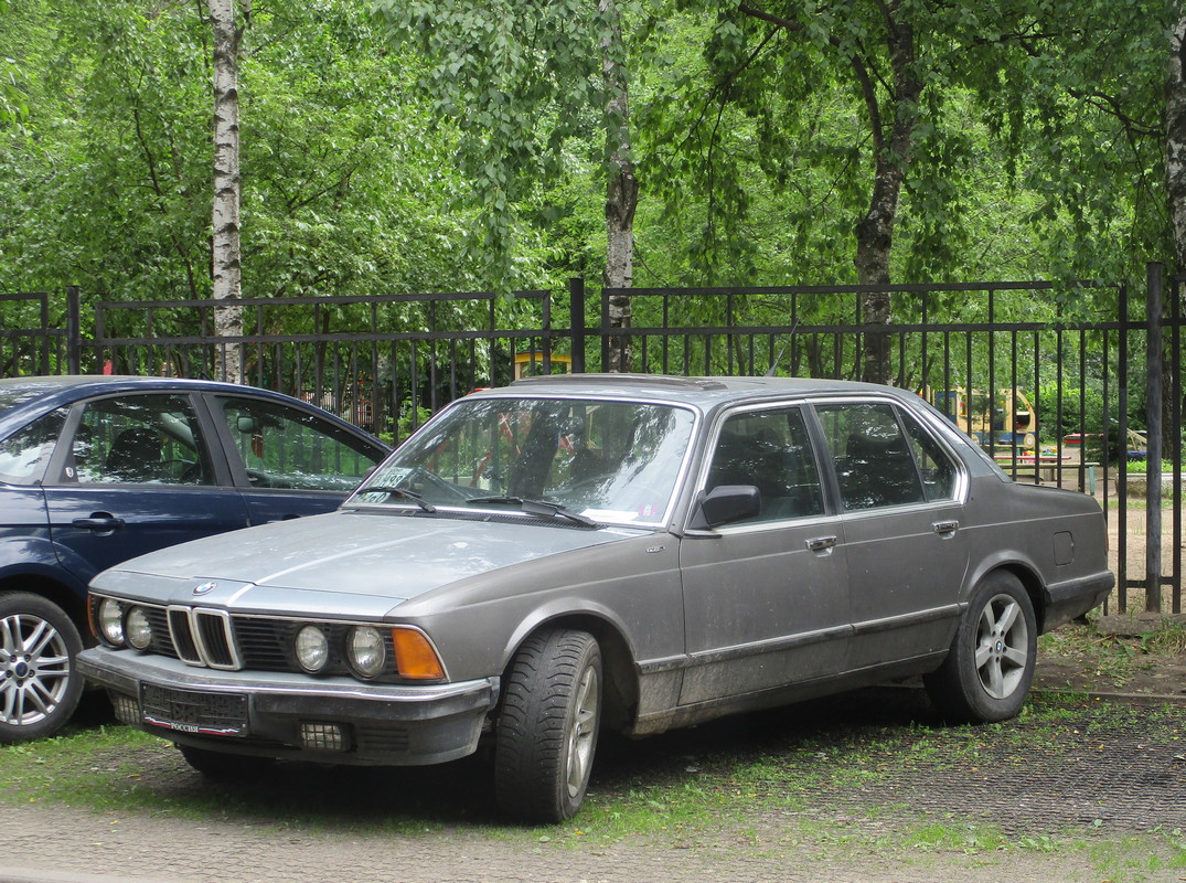 Санкт-Петербург, № МН 9460 98 — BMW 7 Series (E23) '77-86