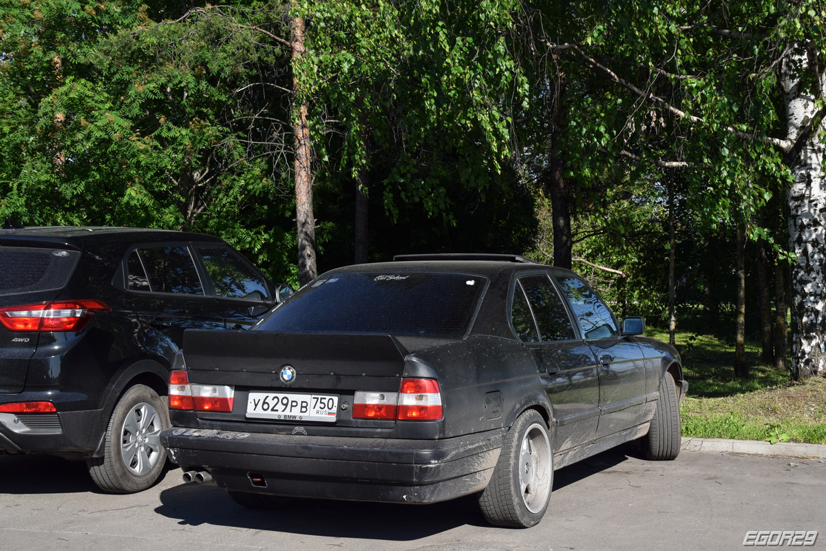 Архангельская область, № У 629 РВ 750 — BMW 5 Series (E34) '87-96; Московская область — Вне региона