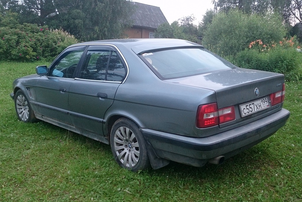 Московская область, № С 557 ХН 199 — BMW 5 Series (E34) '87-96