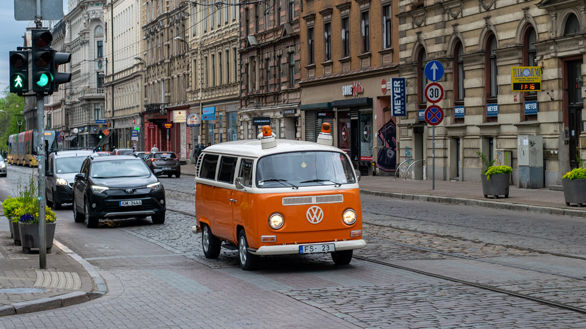 Латвия, № FS-23 — Volkswagen Typ 2 (T2) '67-13