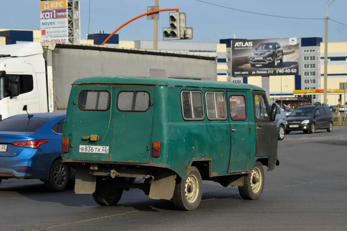 Алтайский край, № В 836 ТХ 22 — УАЗ-452Д '65-85