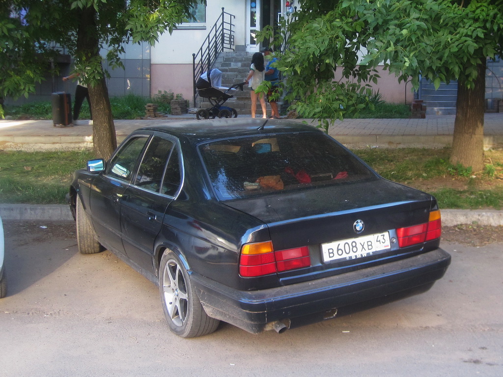 Кировская область, № В 608 ХВ 43 — BMW 5 Series (E34) '87-96