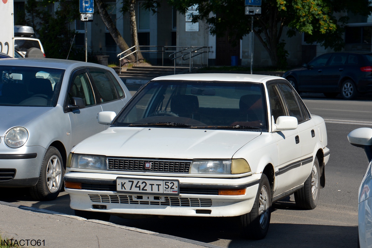 Нижегородская область, № К 742 ТТ 52 — Toyota Corolla/Sprinter (E90) '87-91