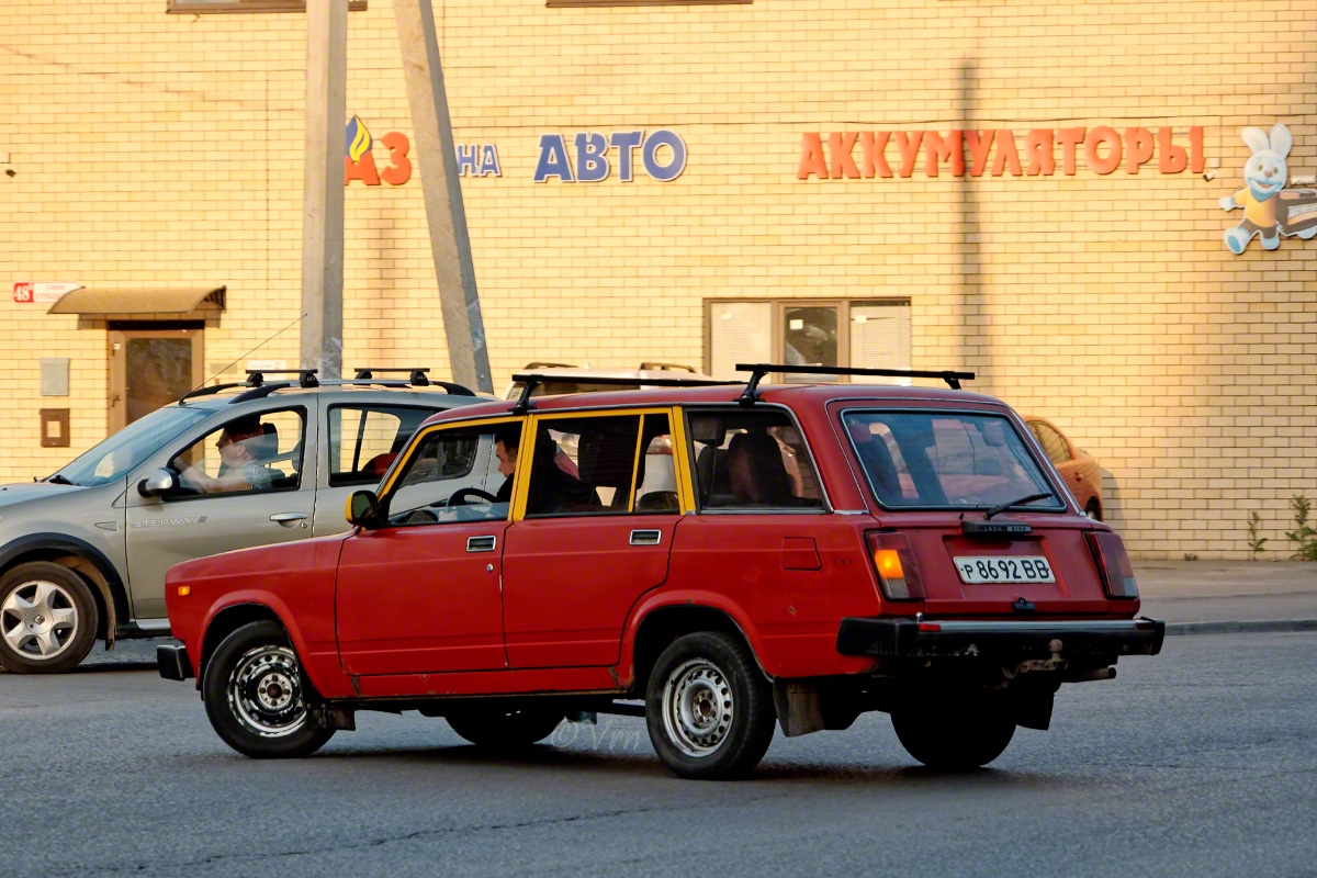 Воронежская область, № Р 8692 ВВ — ВАЗ-2104 '84-88