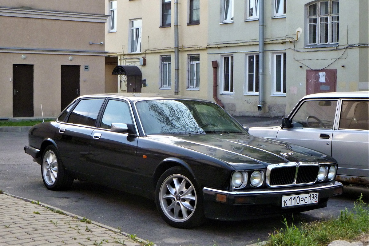 Санкт-Петербург, № К 110 РС 198 — Jaguar XJ (XJ40)/Sovereign '86-94