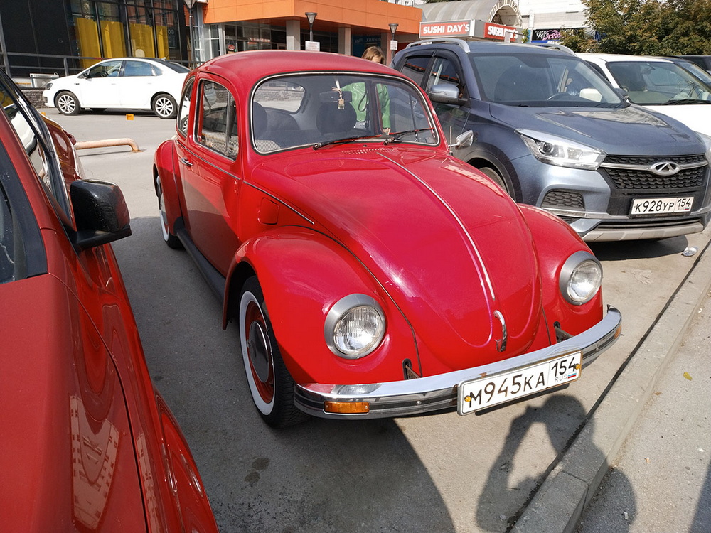 Новосибирская область, № М 945 КА 154 — Volkswagen Käfer 1200L/1600i '74-04