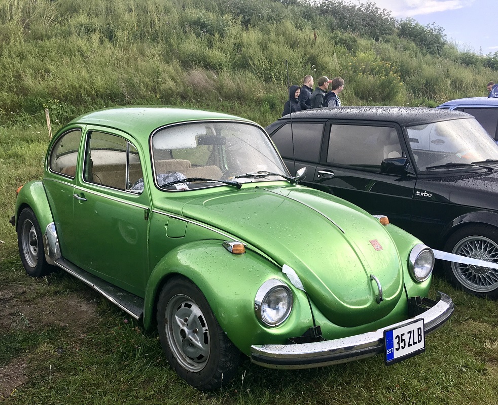 Эстония, № 35 ZLB — Volkswagen Käfer 1302/1303 '70-75; Санкт-Петербург — Фестиваль ретротехники "Фортуна"