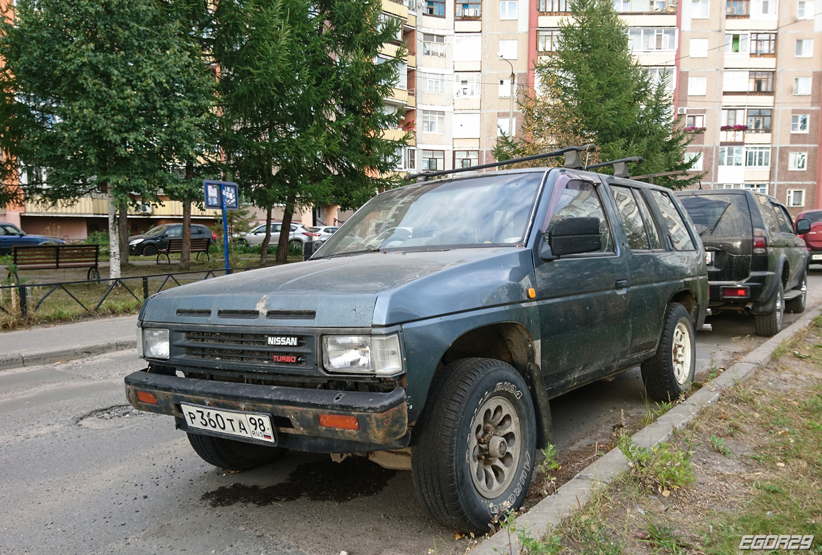 Архангельская область, № Р 360 ТА 98 — Nissan Terrano '86-95; Санкт-Петербург — Вне региона
