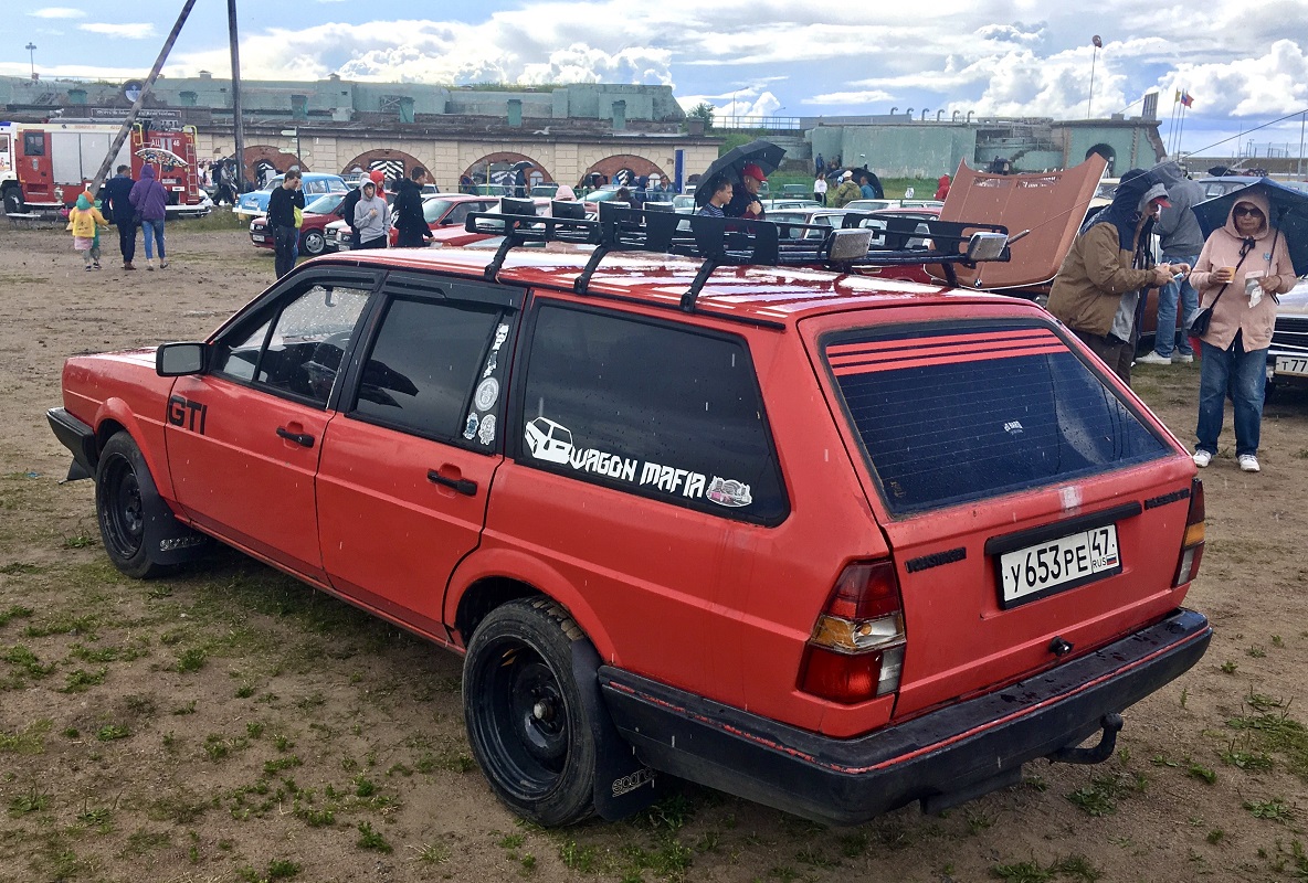 Ленинградская область, № У 653 РЕ 47 — Volkswagen Passat (B2) '80-88