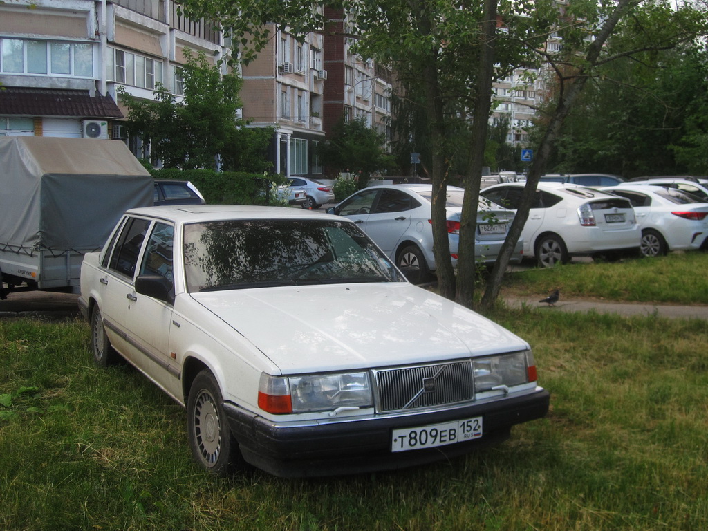 Нижегородская область, № Т 809 ЕВ 152 — Volvo 760 GLE '84-87