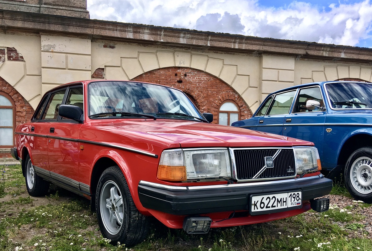 Санкт-Петербург, № К 622 МН 198 — Volvo 240 GL '86–93; Санкт-Петербург — Фестиваль ретротехники "Фортуна"