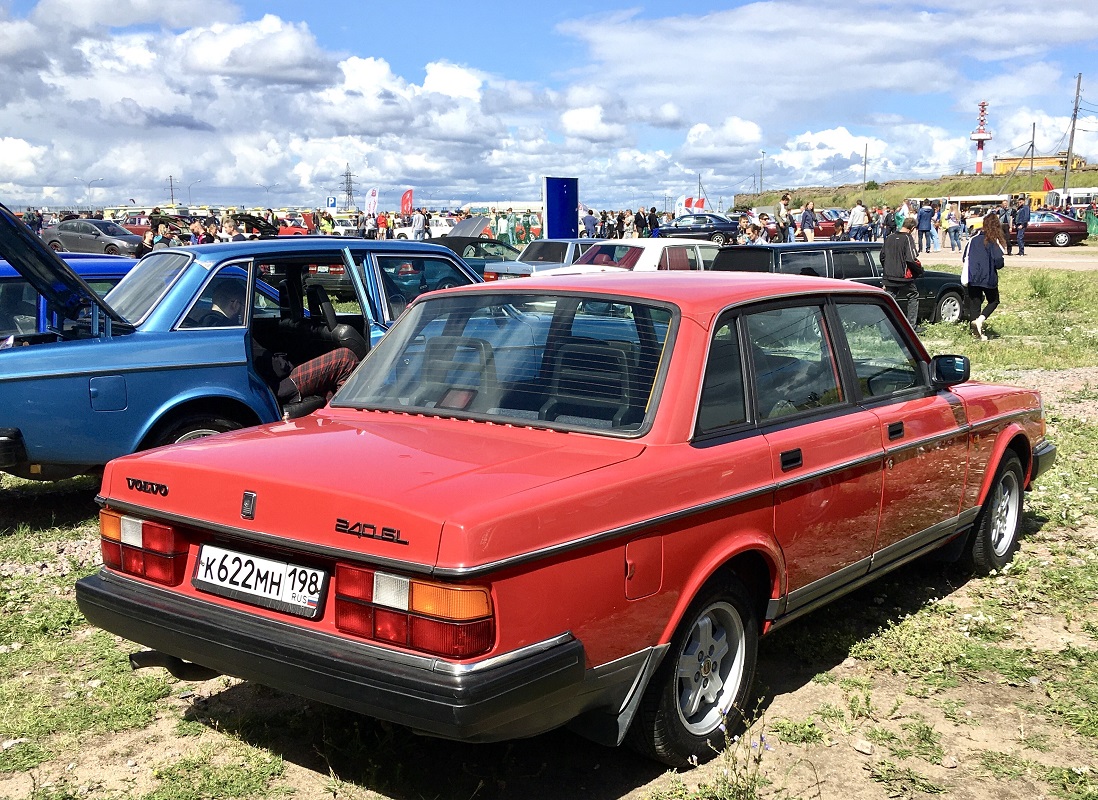 Санкт-Петербург, № К 622 МН 198 — Volvo 240 GL '86–93; Санкт-Петербург — Фестиваль ретротехники "Фортуна"