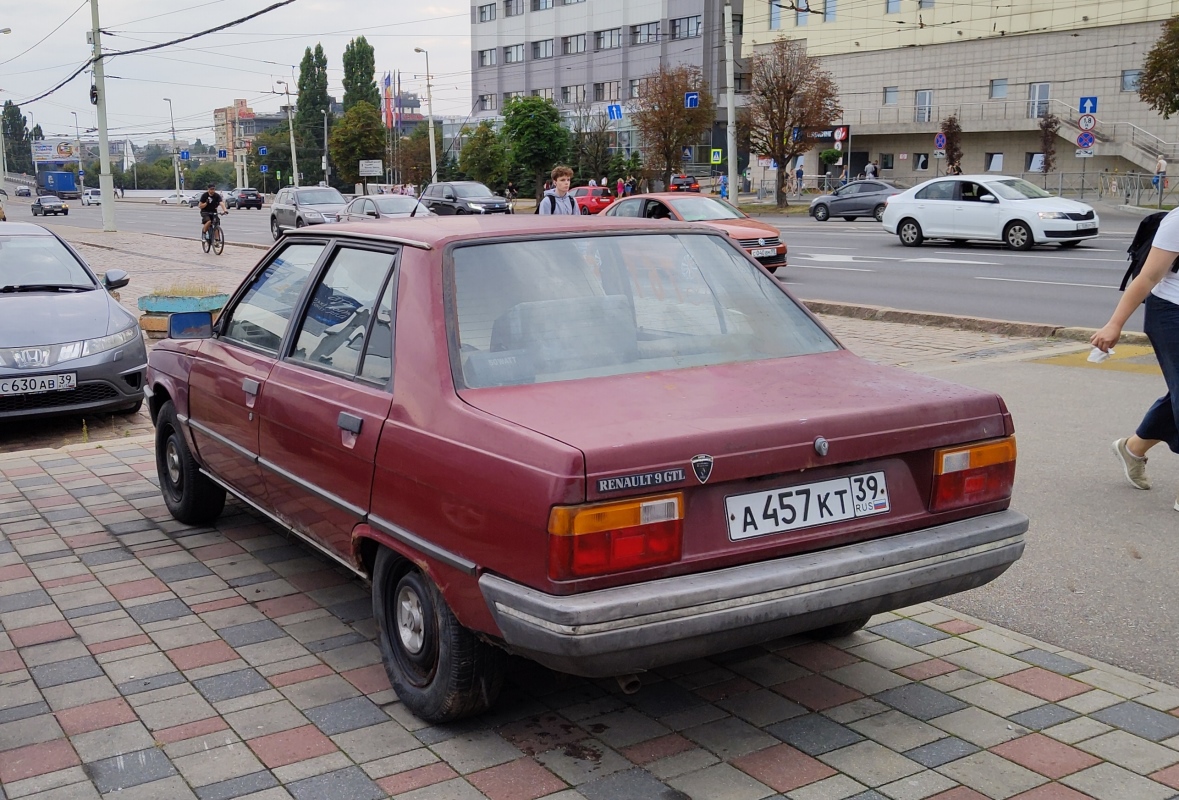 Калининградская область, № А 457 КТ 39 — Renault 9 '81-89