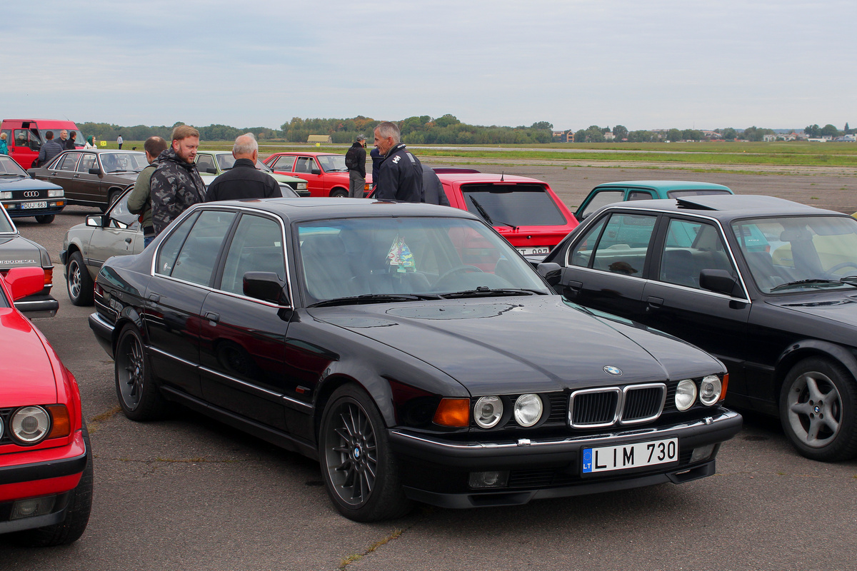 Литва, № LIM 730 — BMW 7 Series (E32) '86-94; Литва — Retro mugė 2022 ruduo