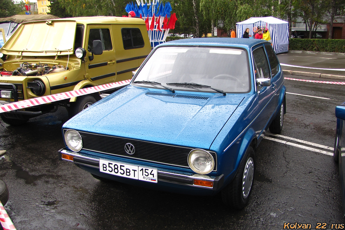 Новосибирская область, № В 585 ВТ 154 — Volkswagen Golf (Typ 17) '74-88; Алтайский край — Выставки ко Дню города. Барнаул. 2012 год