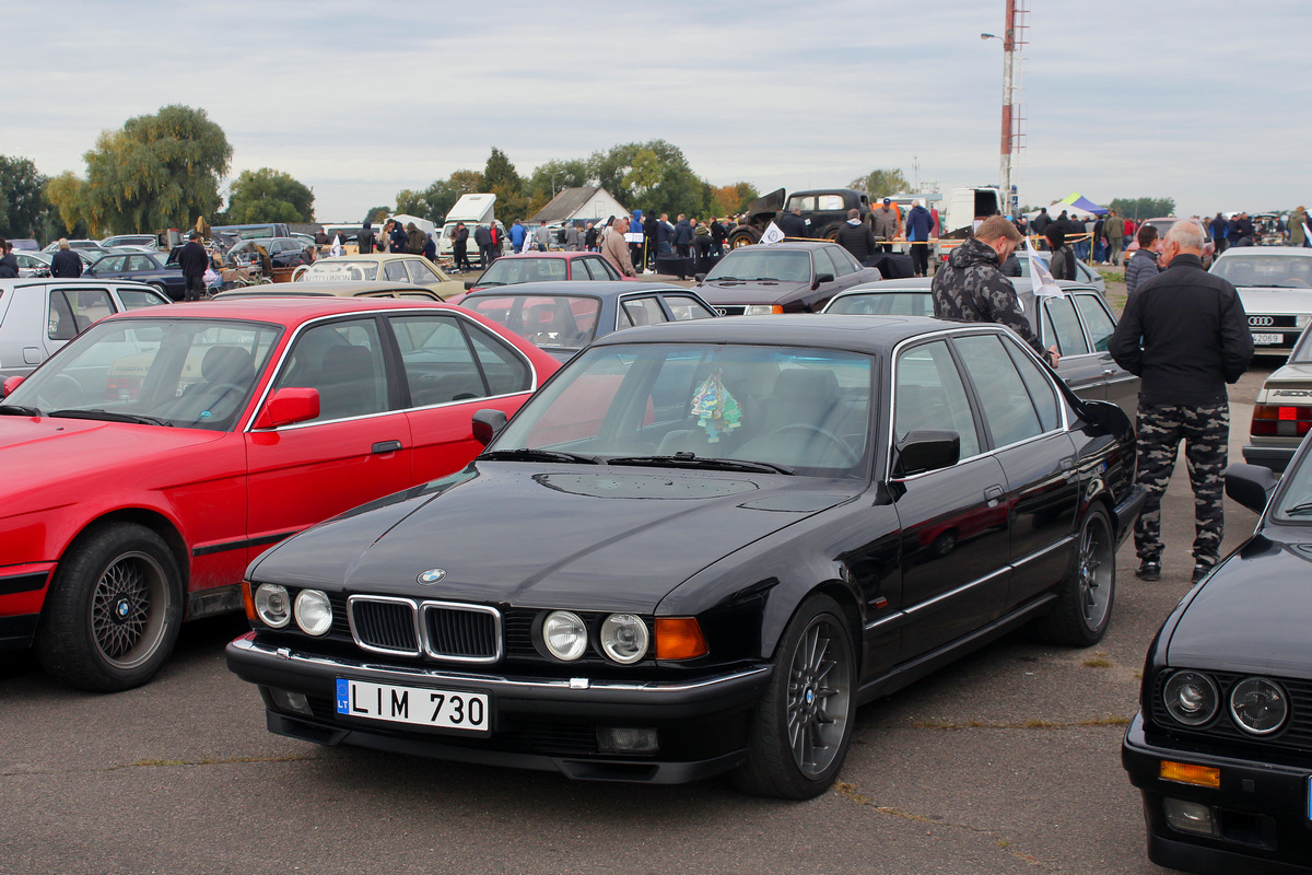 Литва, № LIM 730 — BMW 7 Series (E32) '86-94; Литва — Retro mugė 2022 ruduo