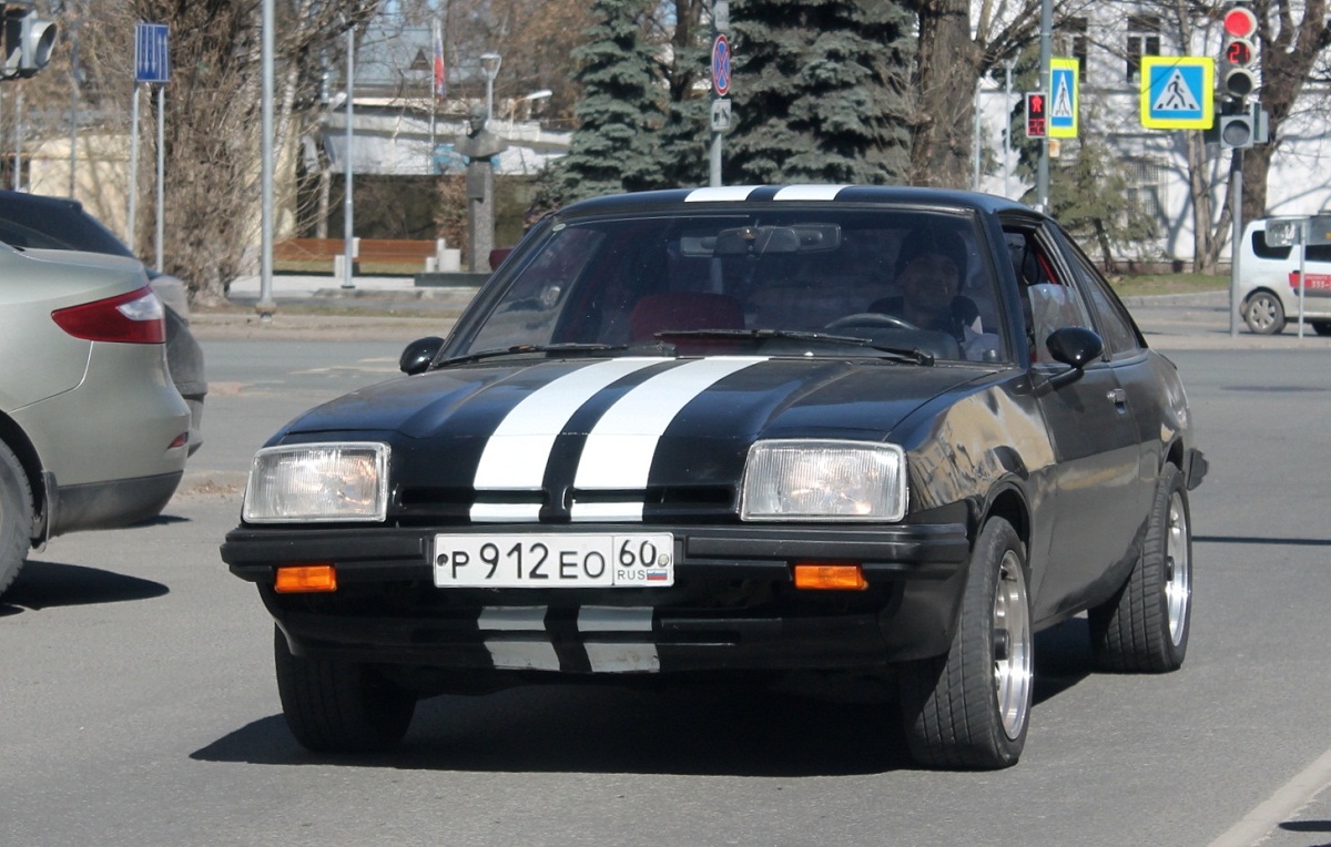 Псковская область, № Р 912 ЕО 60 — Opel Manta (B) '75-88