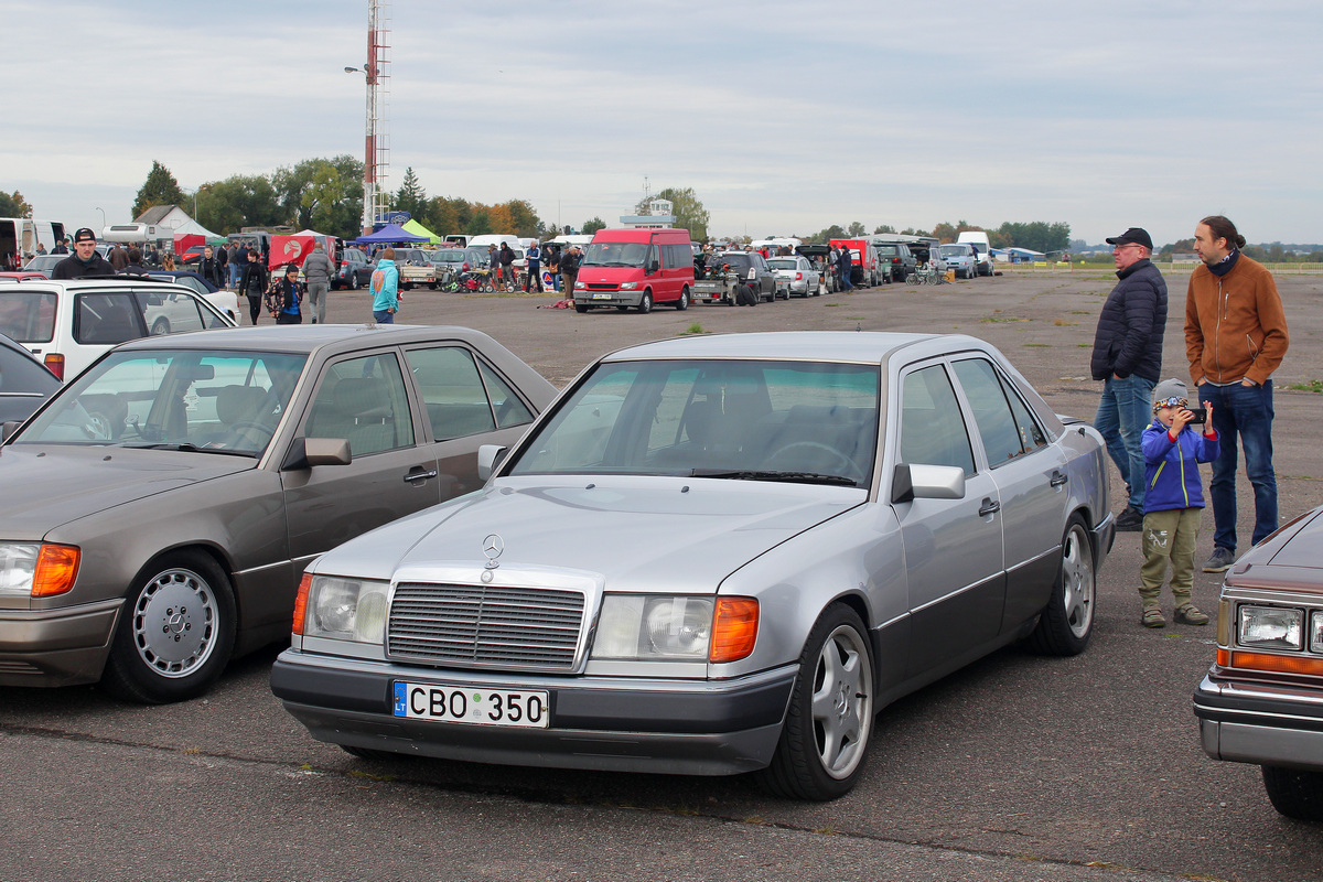 Литва, № CBO 350 — Mercedes-Benz (W124) '84-96; Литва — Retro mugė 2022 ruduo