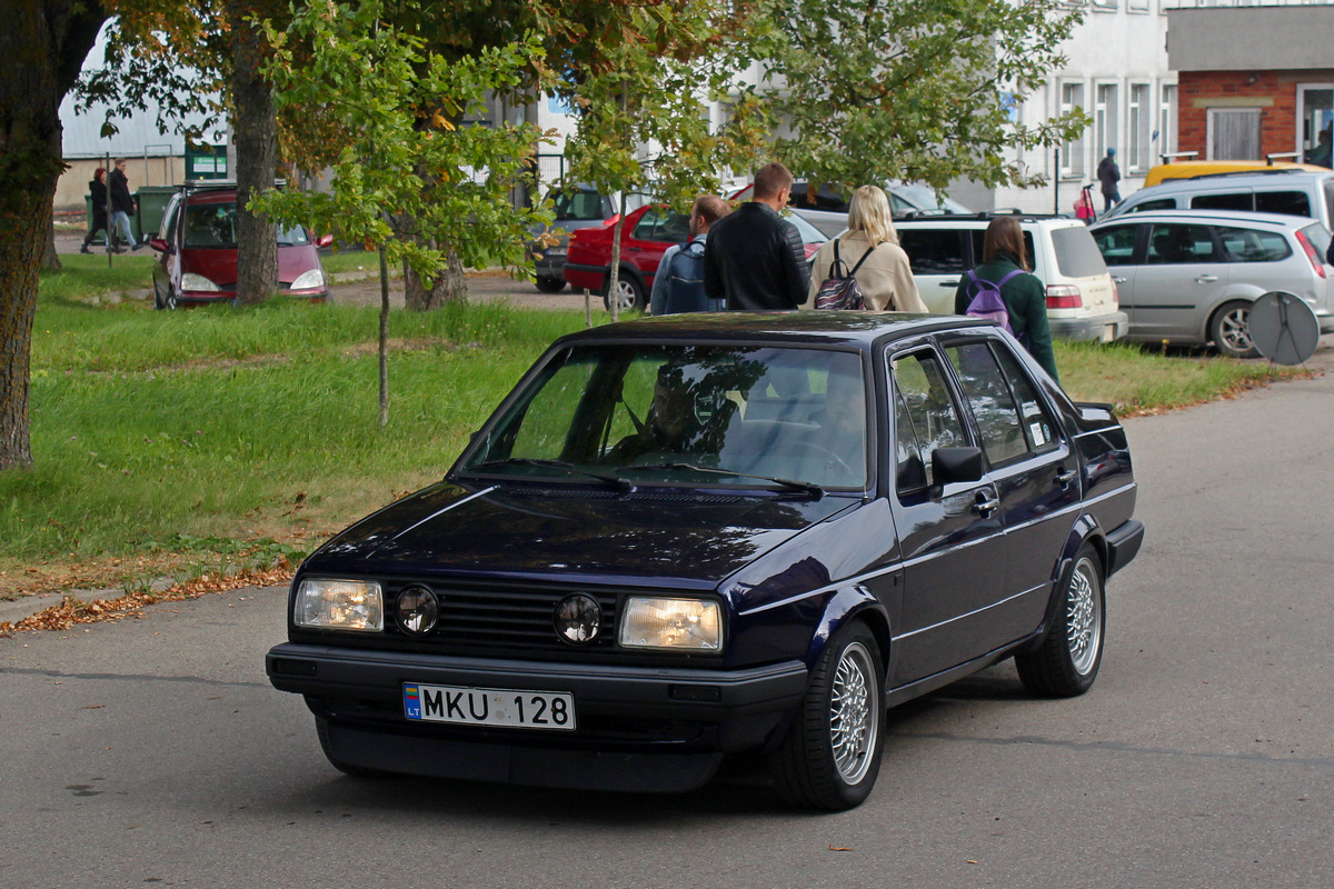 Литва, № MKU 128 — Volkswagen Jetta Mk2 (Typ 16) '84-92; Литва — Retro mugė 2022 ruduo