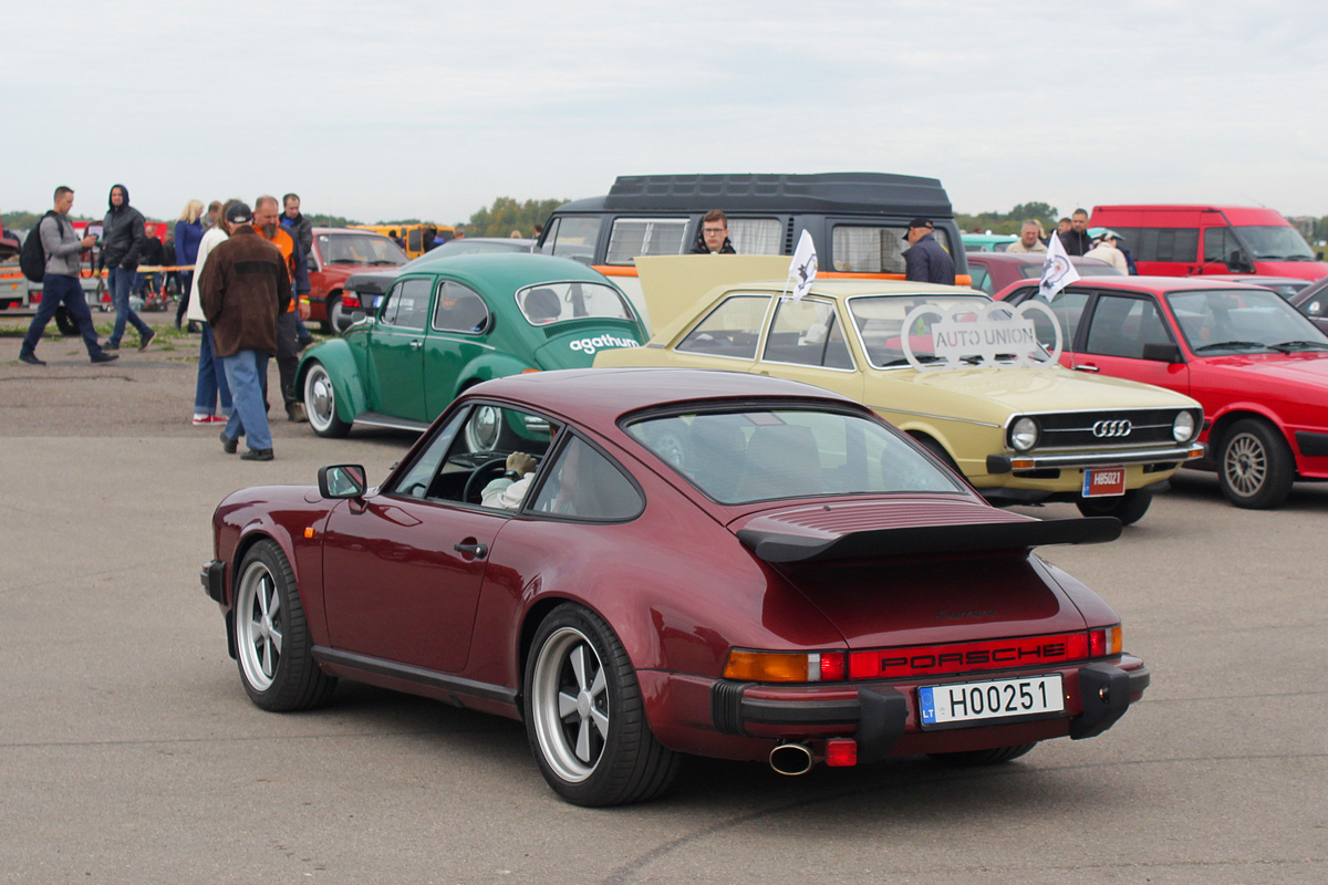 Литва, № H00251 — Porsche 911 (964) '88-94; Литва — Retro mugė 2022 ruduo