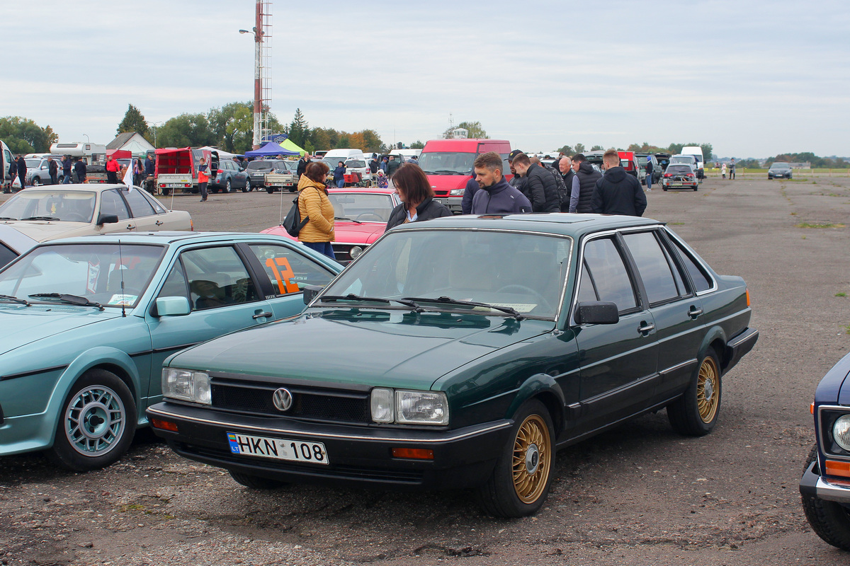 Литва, № HKN 108 — Volkswagen Passat (B2) '80-88; Литва — Retro mugė 2022 ruduo