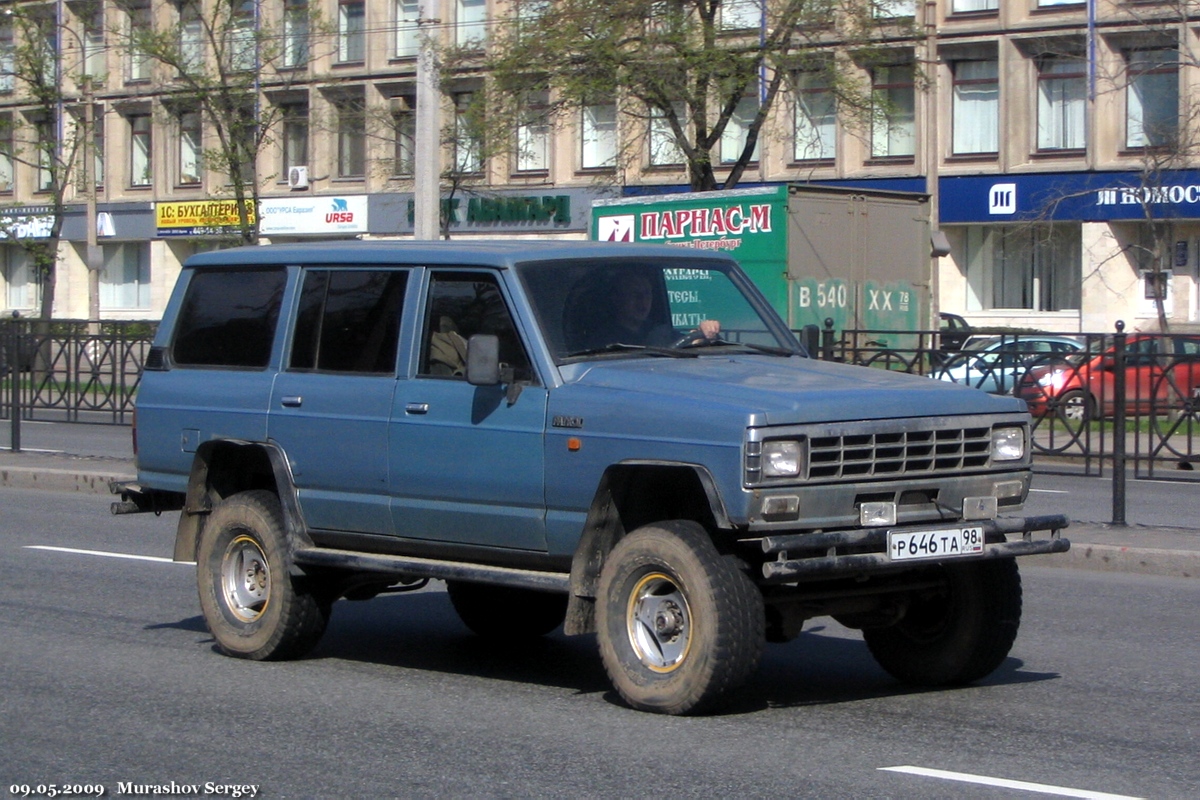 Санкт-Петербург, № Р 646 ТА 98 — Nissan Patrol/Safari (160) '80-89
