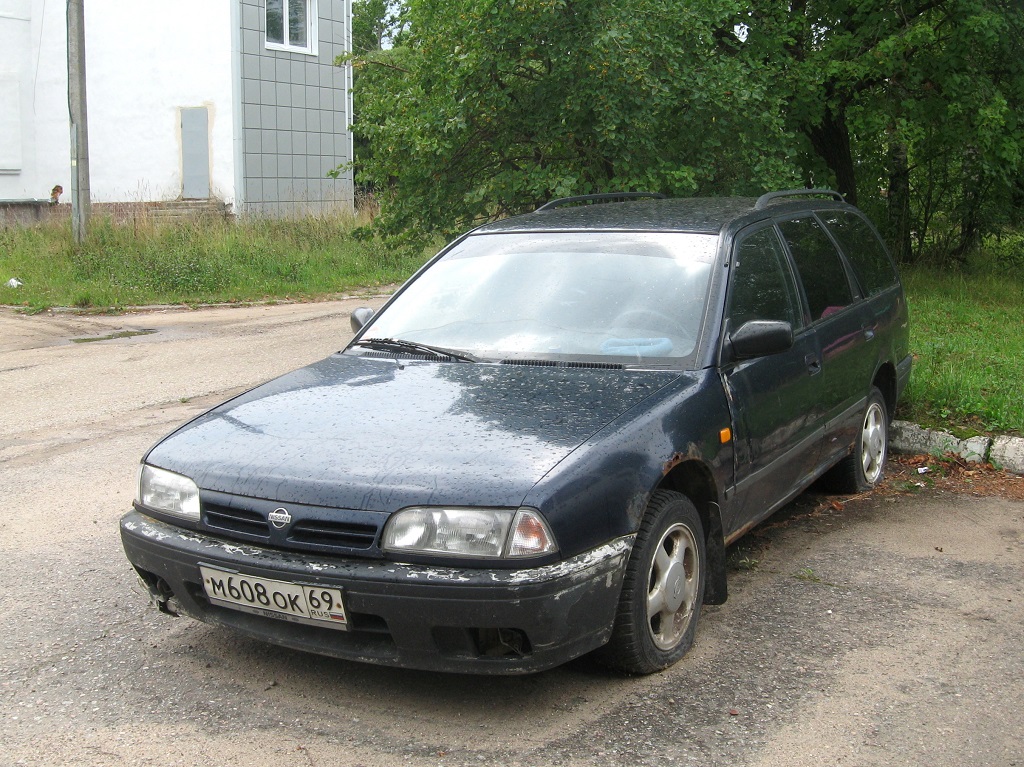 Тверская область, № М 608 ОК 69 — Nissan Primera Estate I (P10) '90-97