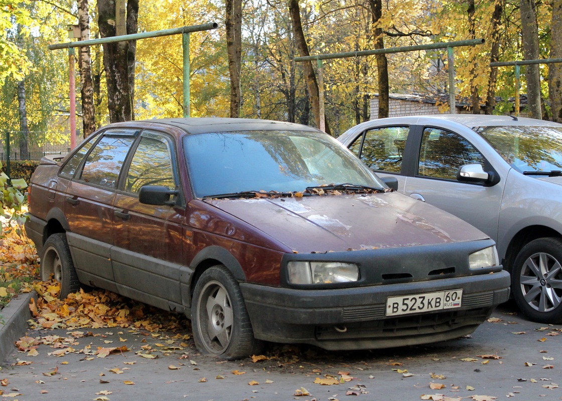 Псковская область, № В 523 КВ 60 — Volkswagen Passat (B3) '88-93