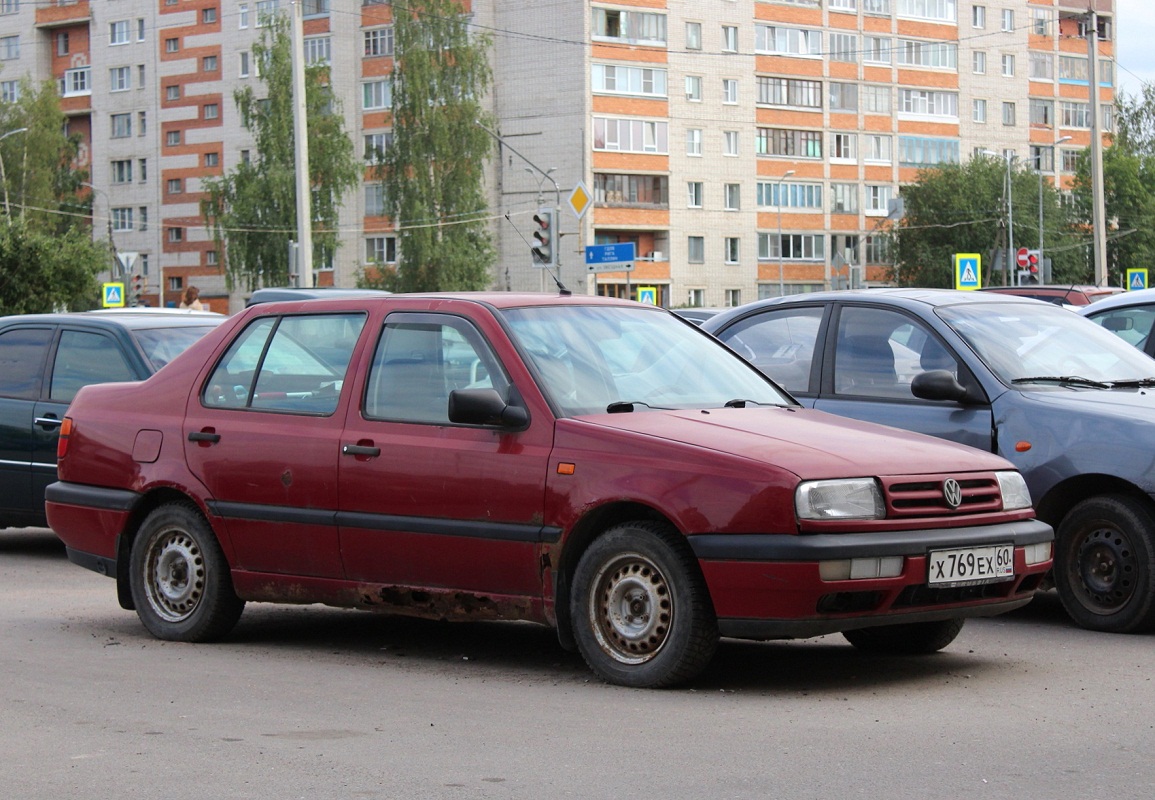 Псковская область, № Х 769 ЕХ 60 — Volkswagen Vento (A3) '92-99