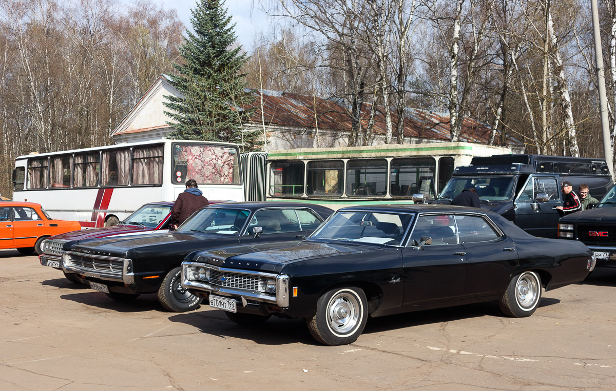 Москва, № В 701 МТ 799 — Chevrolet Impala (4G) '65-70; Москва — "МосРетроВесна" 2022