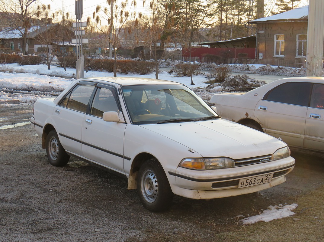 Приморский край, № В 563 СА 25 — Toyota Carina (T170) '88-92