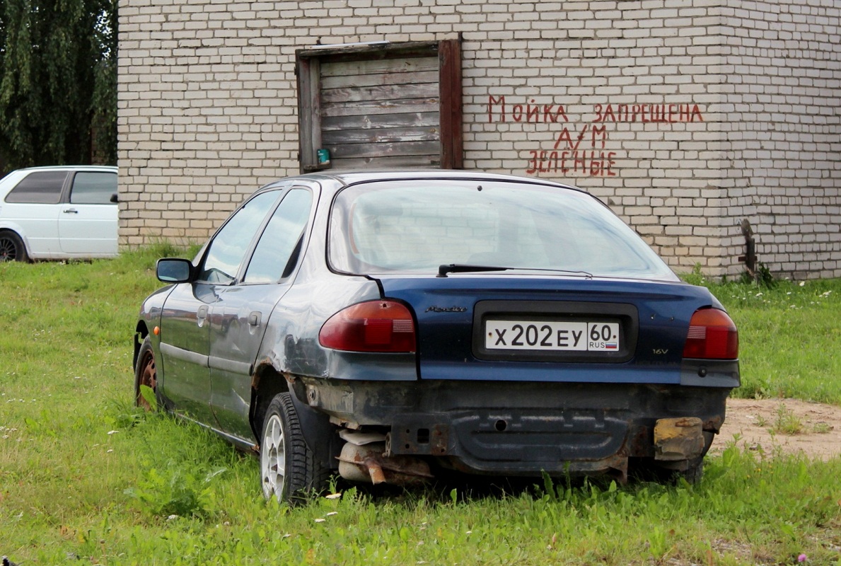 Псковская область, № Х 202 ЕУ 60 — Ford Mondeo (1G) '92-96