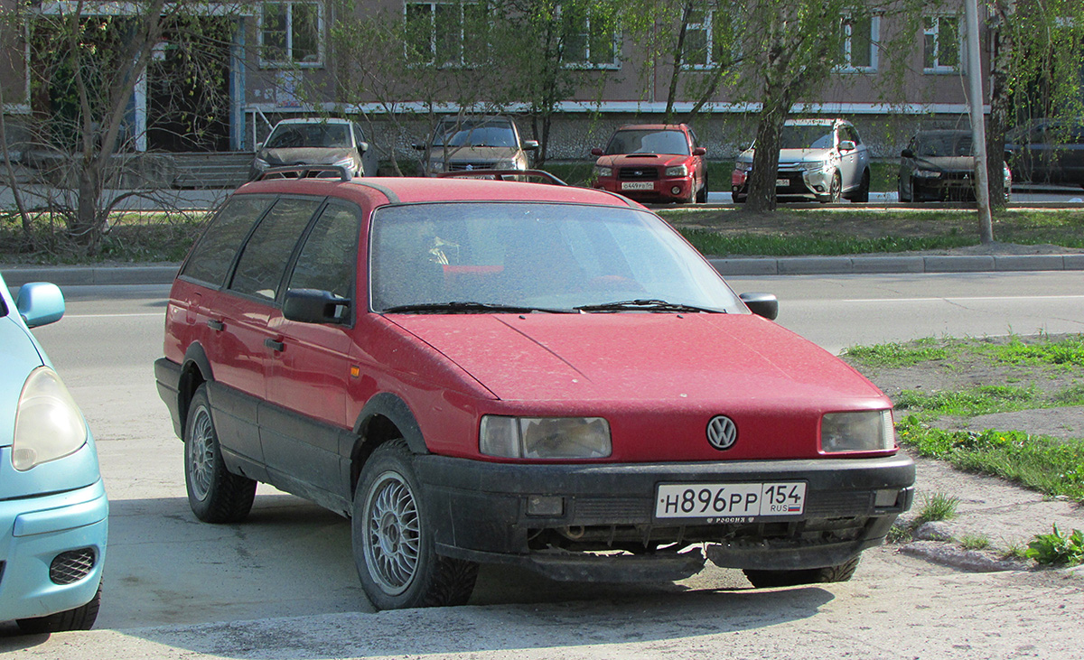 Новосибирская область, № Н 896 РР 154 — Volkswagen Passat (B3) '88-93