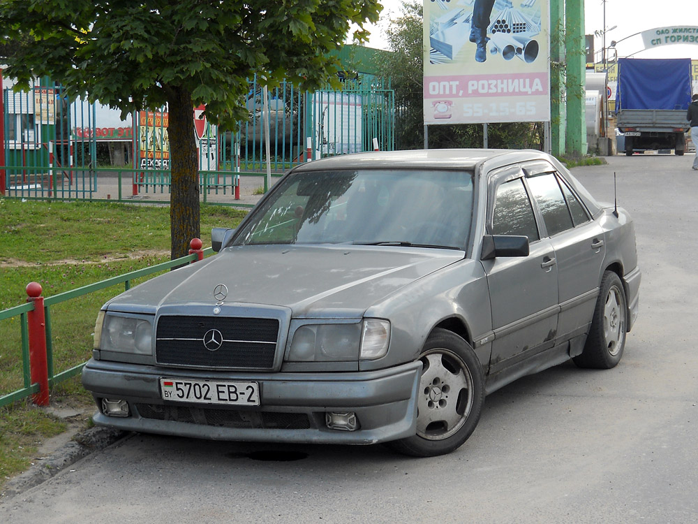 Витебская область, № 5702 ЕВ-2 — Mercedes-Benz (W124) '84-96