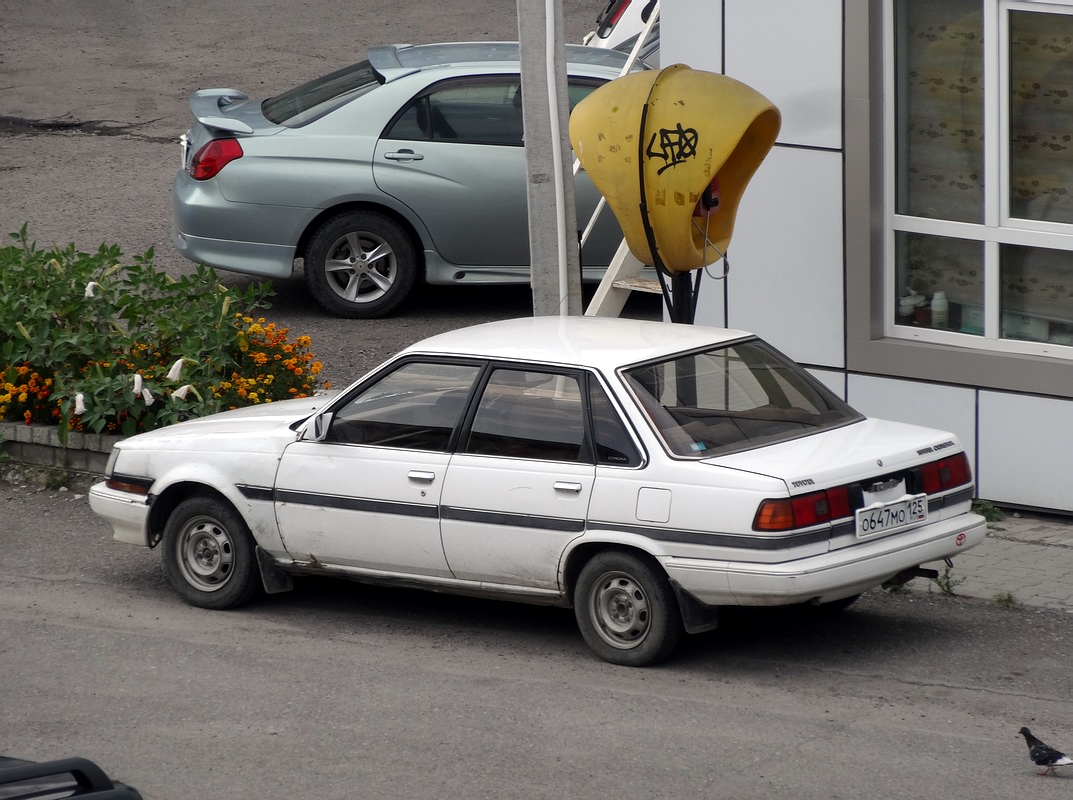Приморский край, № О 647 МО 125 — Toyota Corona (T150) '83-89