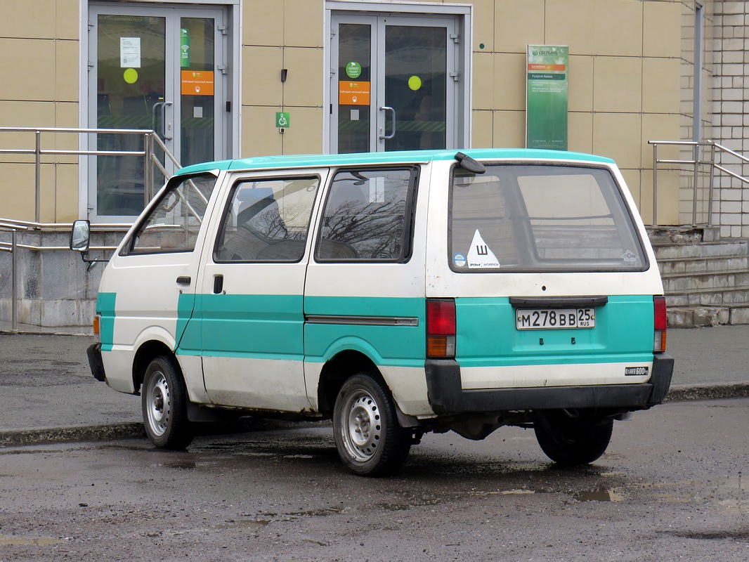 Приморский край, № М 278 ВВ 25 — Nissan Vanette Largo (C22) '85-94