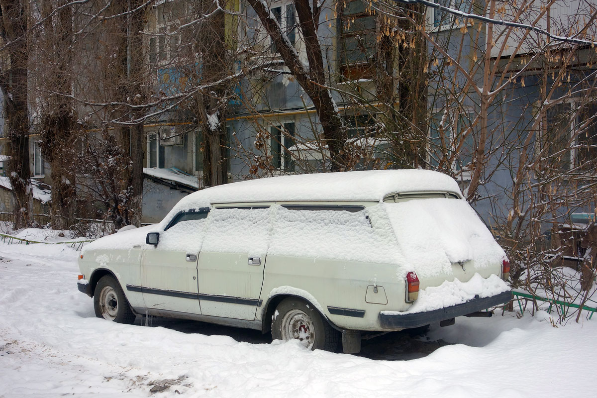 Саратовская область, № У 542 НВ 64 — ГАЗ-24-13 Волга '86-92